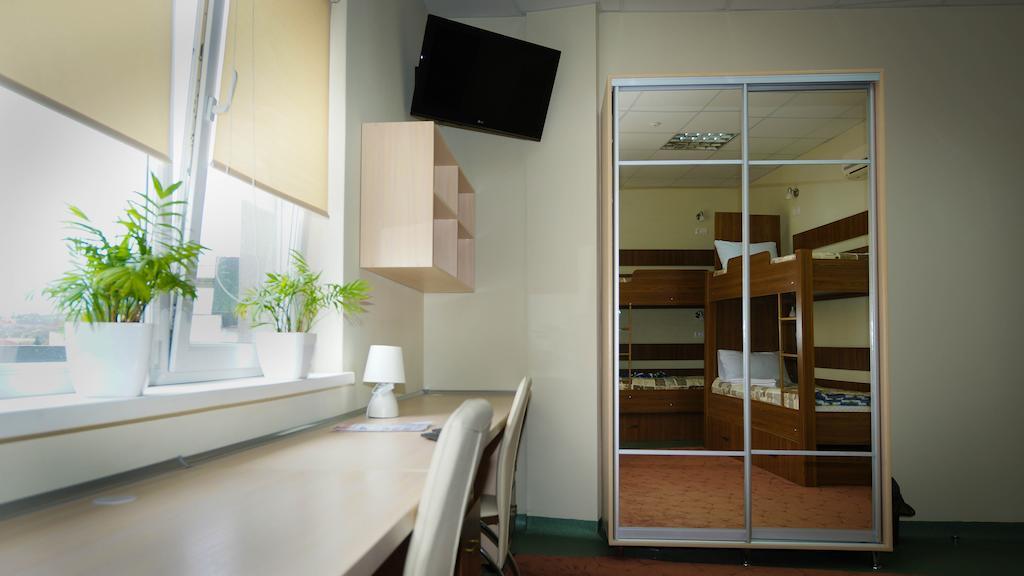 City Hostel Panorama Uzhhorod Quarto foto